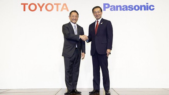 Autos eléctricos: Toyota y Panasonic desarrollarán baterías de bajo costo