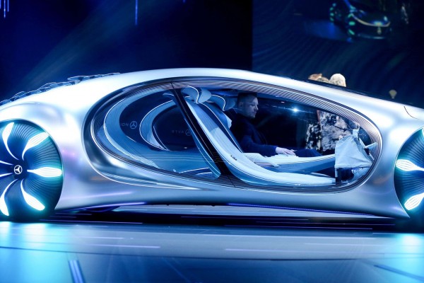 Autos autónomos: el parabrisas del futuro mostrará mapas 3D, videollamadas… y publicidad
