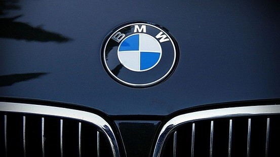 BMW la quiere romper con una batería de 600 km de autonomía