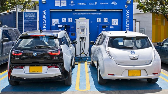Venta de autos eléctricos se duplica en el primer trimestre del año en España