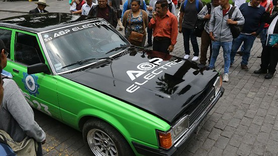 Hito tecnológico: por primera vez, convierten un carro petrolero en eléctrico en el Perú