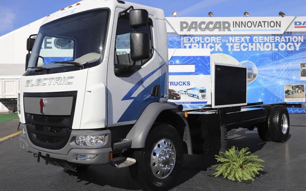 Tiene 323 Km de autonomía: Kenworth presenta su primer camión eléctrico para transporte logístico